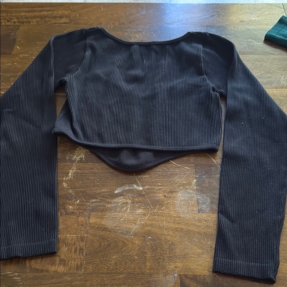 Zara Elegant Black Knit Blouse - Picture 3 of 3